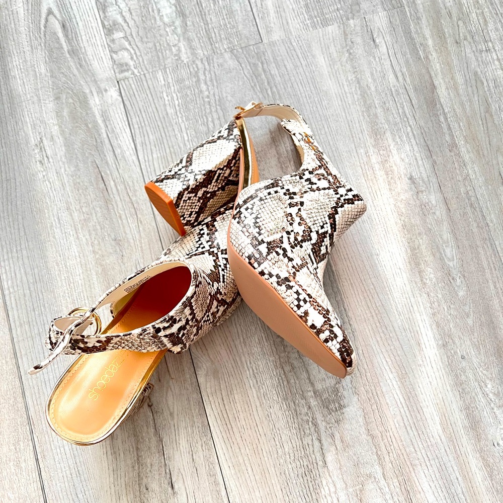 Brand new high heel.